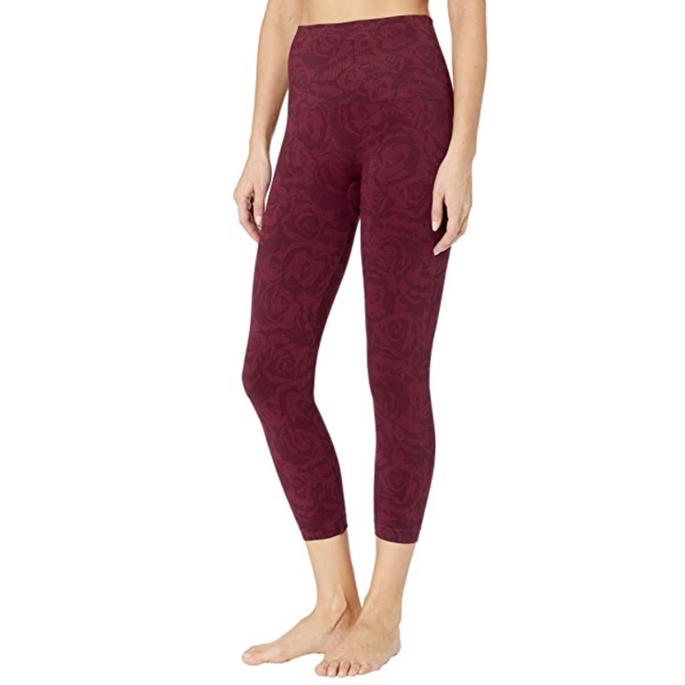 Spanx Look At Me Now Cropped Leggings Garnet Rose - Picture 1 of 8